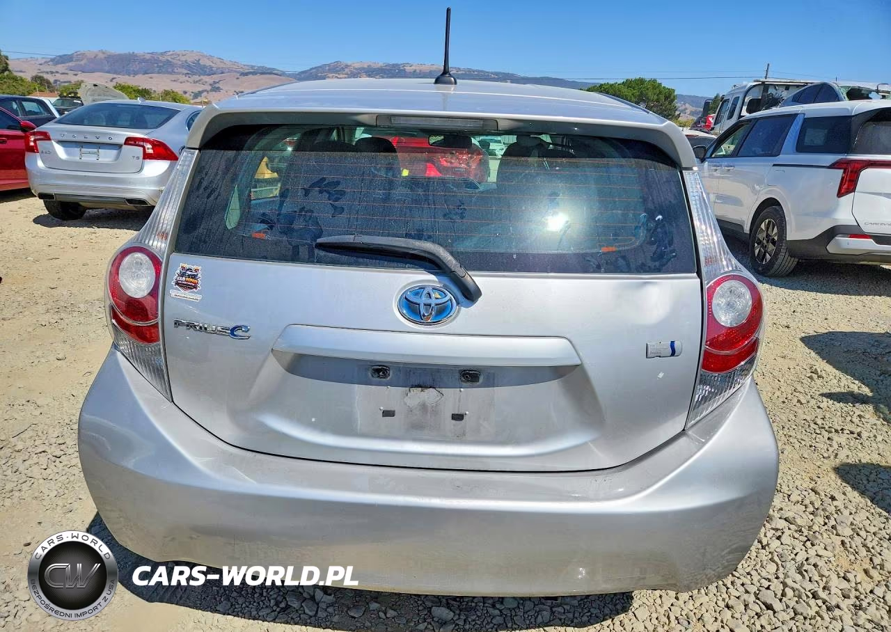 2014 Toyota Prius C Four VIN:JTDKDTB3XE1059838 - 6