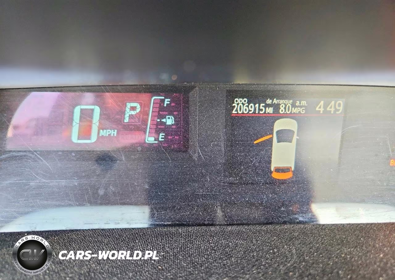 2014 Toyota Prius C Four VIN:JTDKDTB3XE1059838 - 9