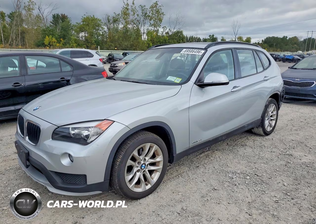 2015 BMW X1 xDrive28I VIN:WBAVL1C56FVY35765 - 1
