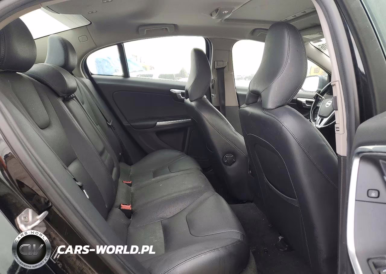 2015 Volvo S60 Platinum VIN:YV1612TD2F2308375 - 10