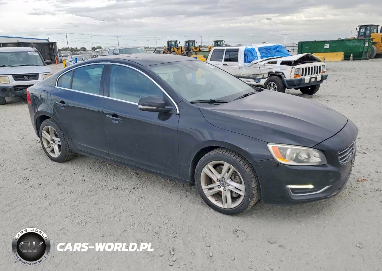 2015 Volvo S60 Platinum VIN:YV1612TD2F2308375 - 4