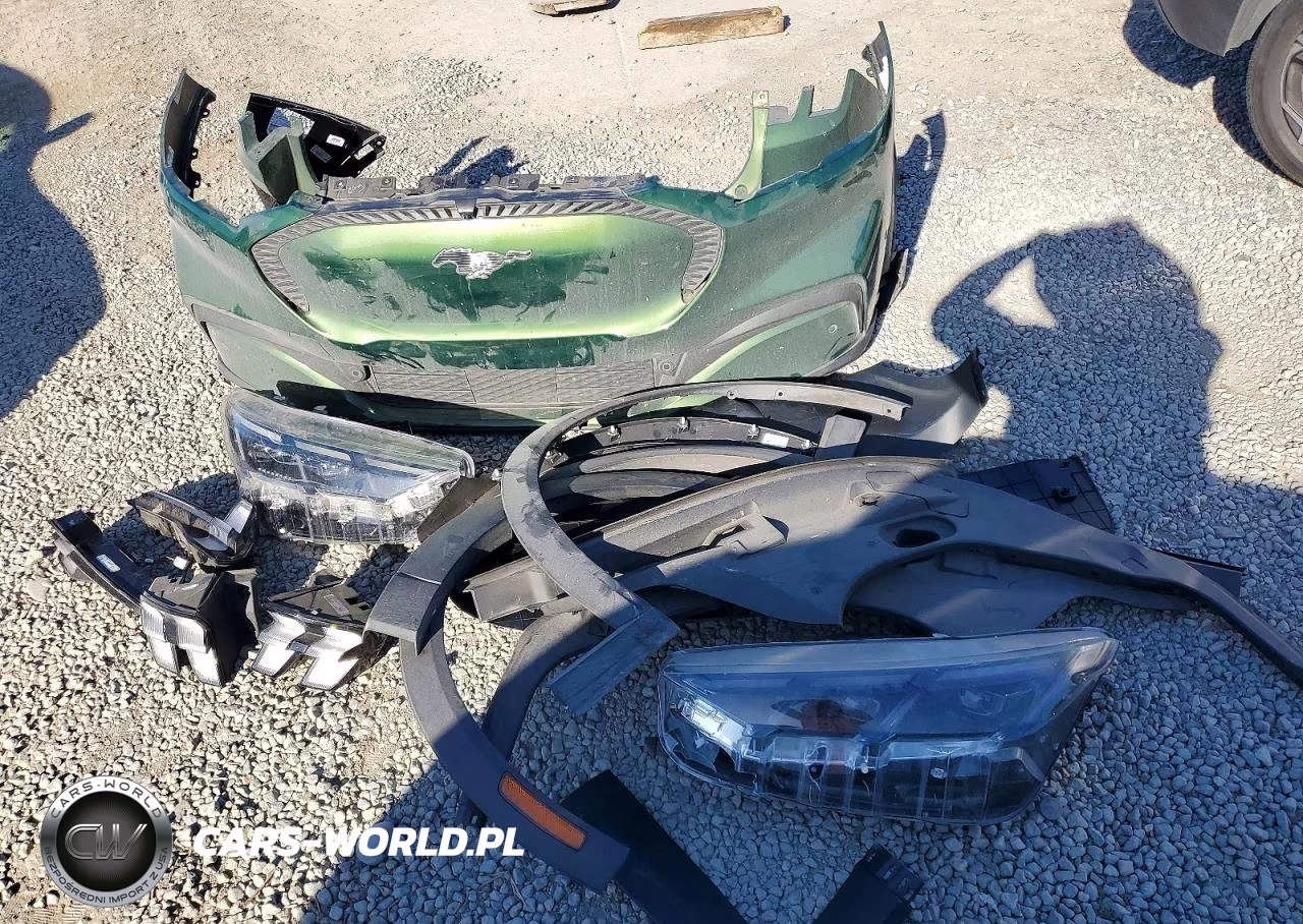 2024 Ford Mustang Mach-E Select VIN:3FMTK1R47RMA09111 - 12