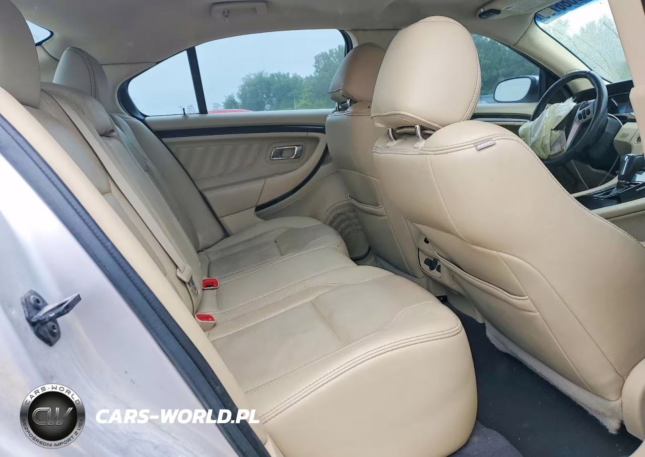 2019 Ford Taurus Limited VIN:1FAHP2F85KG118780 - 10