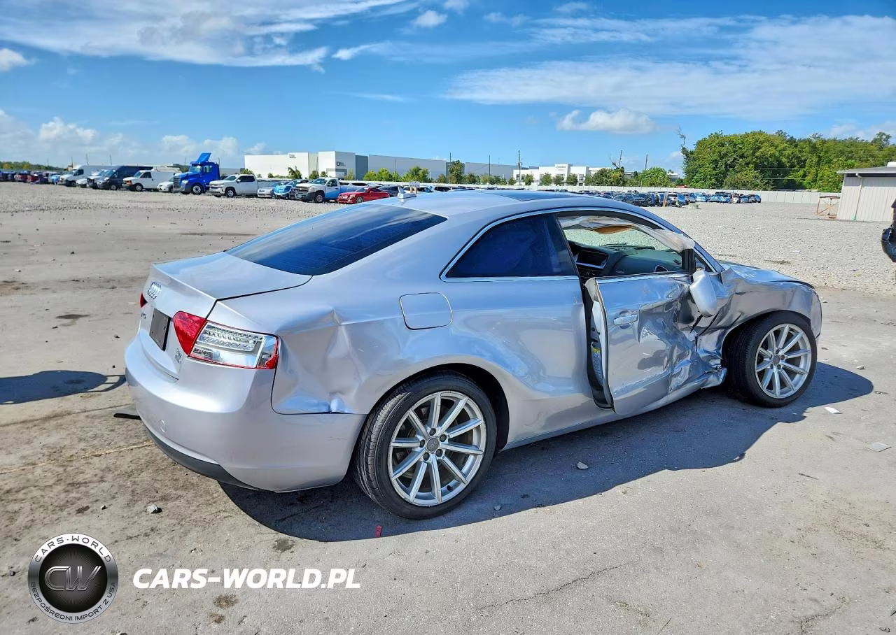 2015 Audi A5 Premium VIN:WAUCFAFR9FA055604 - 3