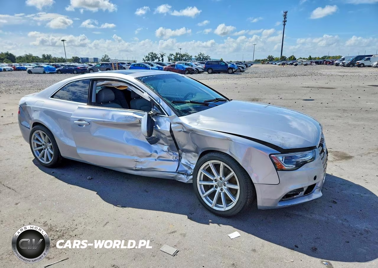 2015 Audi A5 Premium VIN:WAUCFAFR9FA055604 - 4