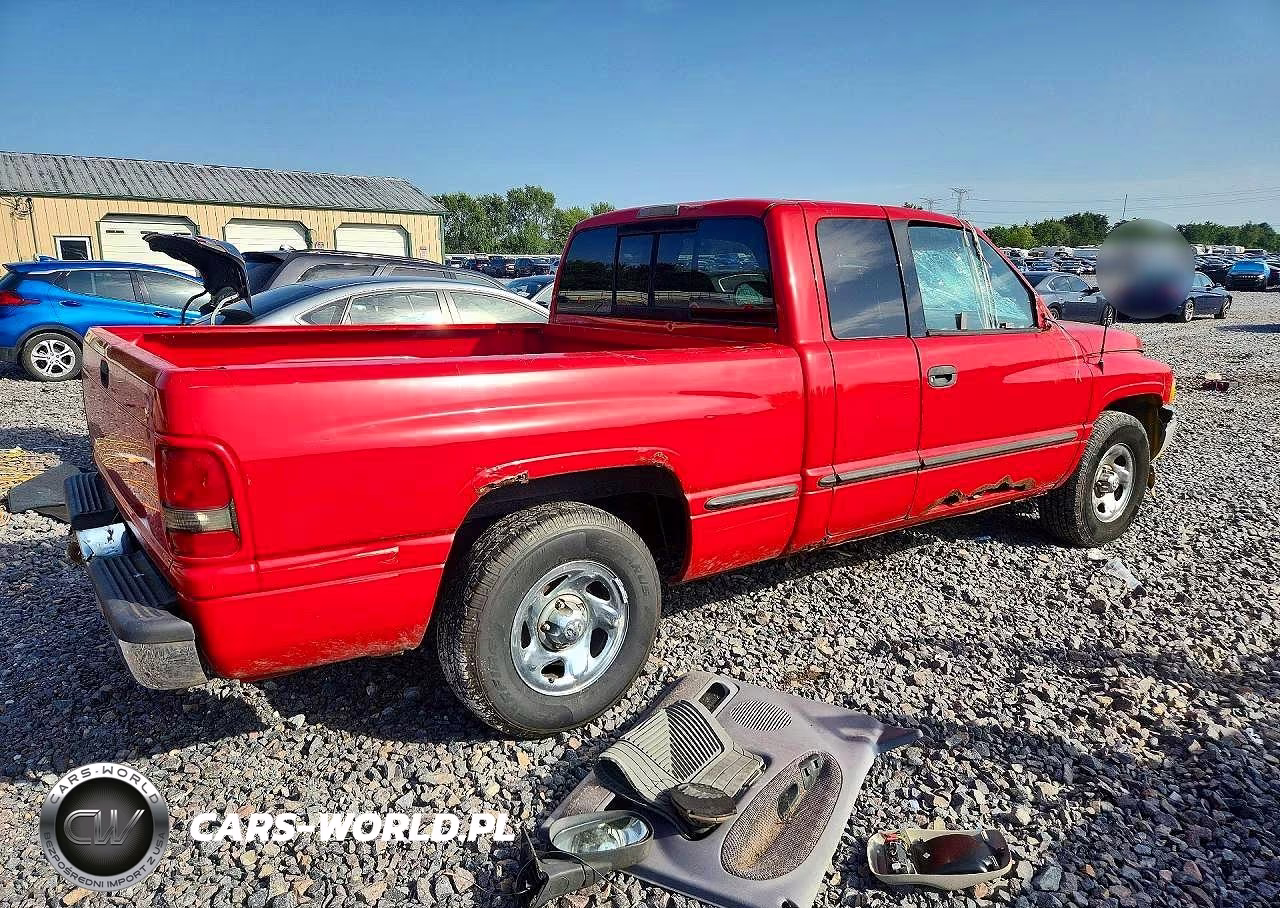 1998 Dodge Ram 1500 Club C Pu 4 VIN:1B7HC13Z9WJ132025 - 3