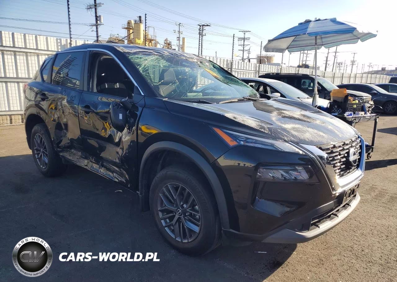 2023 Nissan Rogue S VIN:5N1BT3AAXPC886258 - 4
