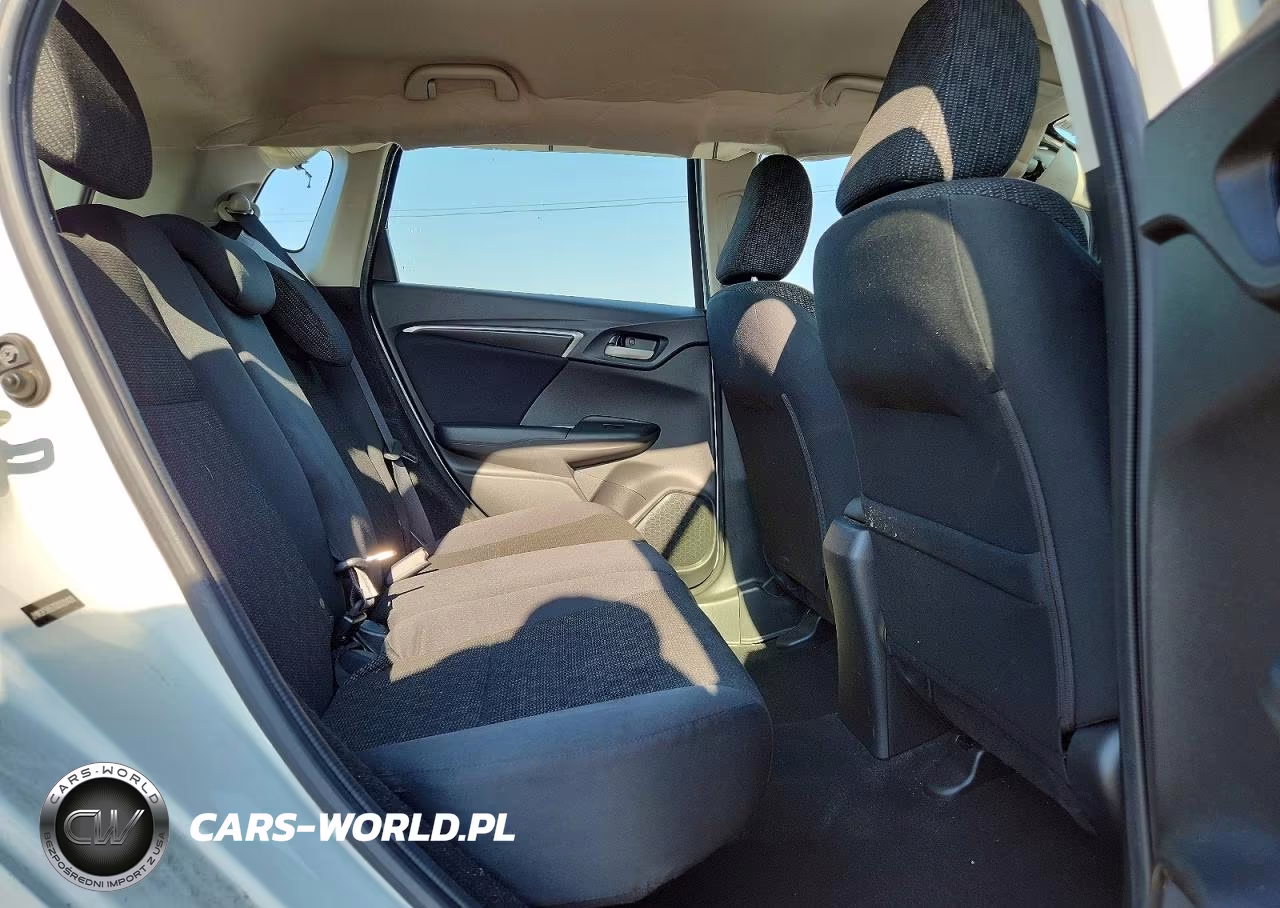 2016 Honda Fit Lx VIN:JHMGK5H57GX020428 - 10