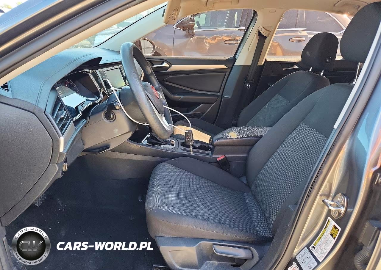 2019 Volkswagen Jetta S VIN:3VWC57BU9KM105558 - 7