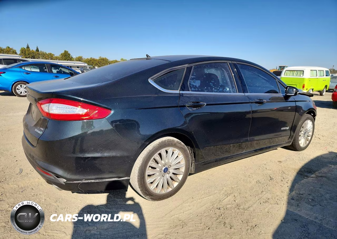 2014 Ford Fusion Se Hybrid VIN:3FA6P0LU9ER214843 - 3