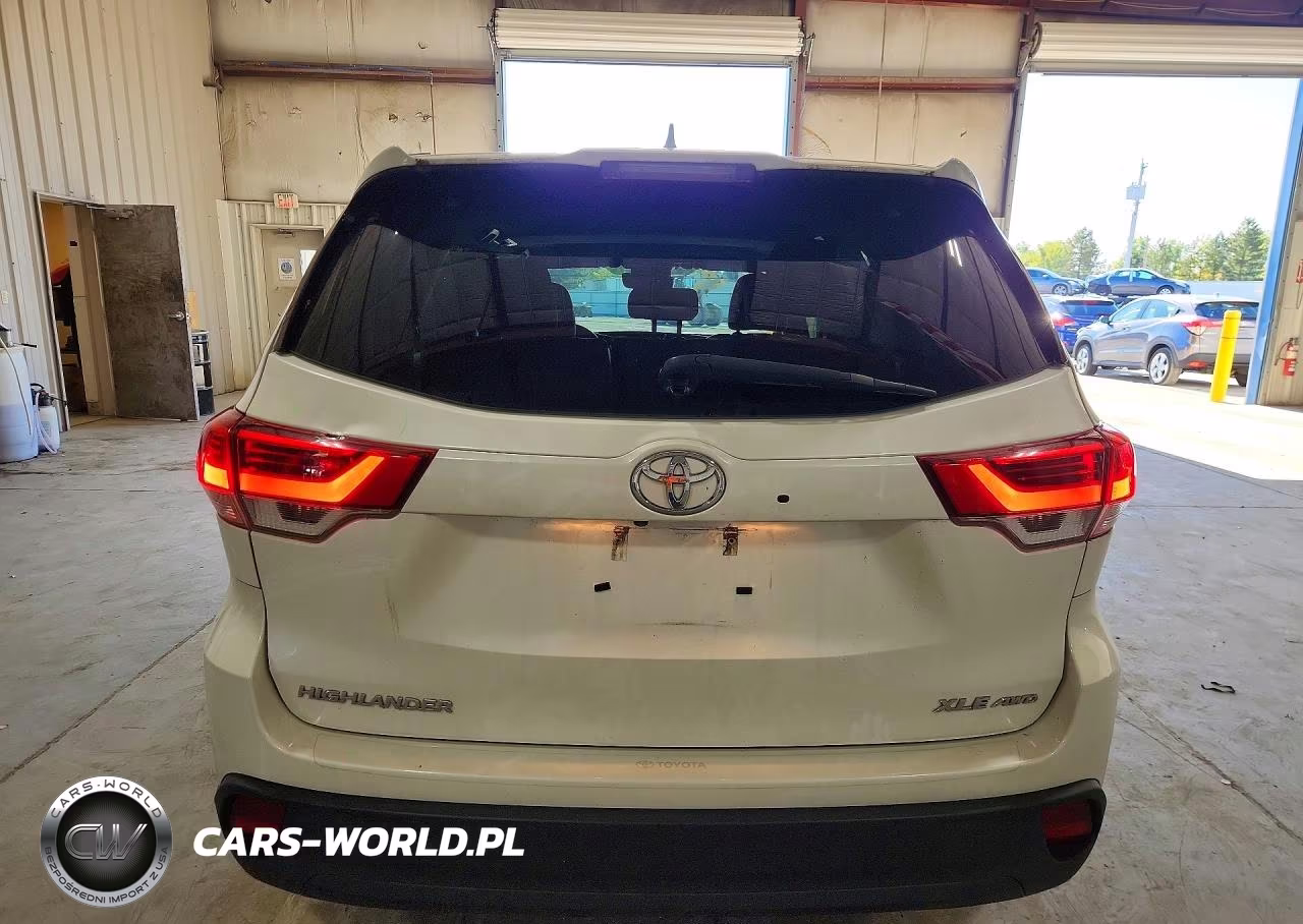 2017 Toyota Highlander Xle VIN:5TDJZRFH9HS476803 - 6