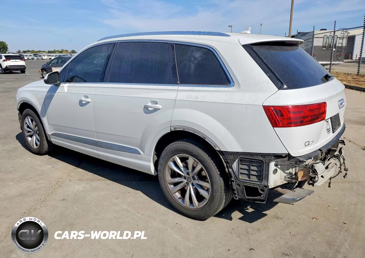 2019 Audi Q7 Premium VIN:WA1AHAF7XKD049560 - 2