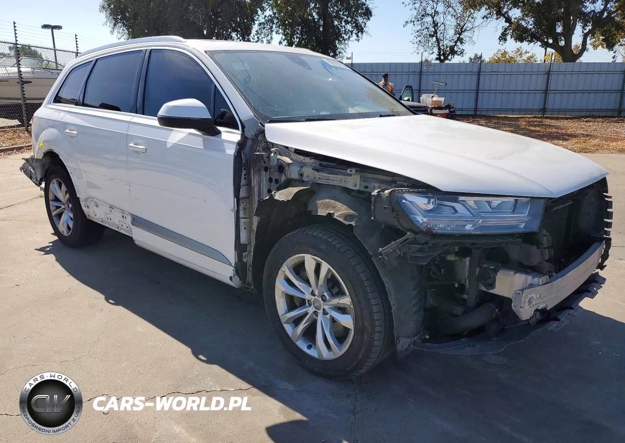 2019 Audi Q7 Premium VIN:WA1AHAF7XKD049560 - 4
