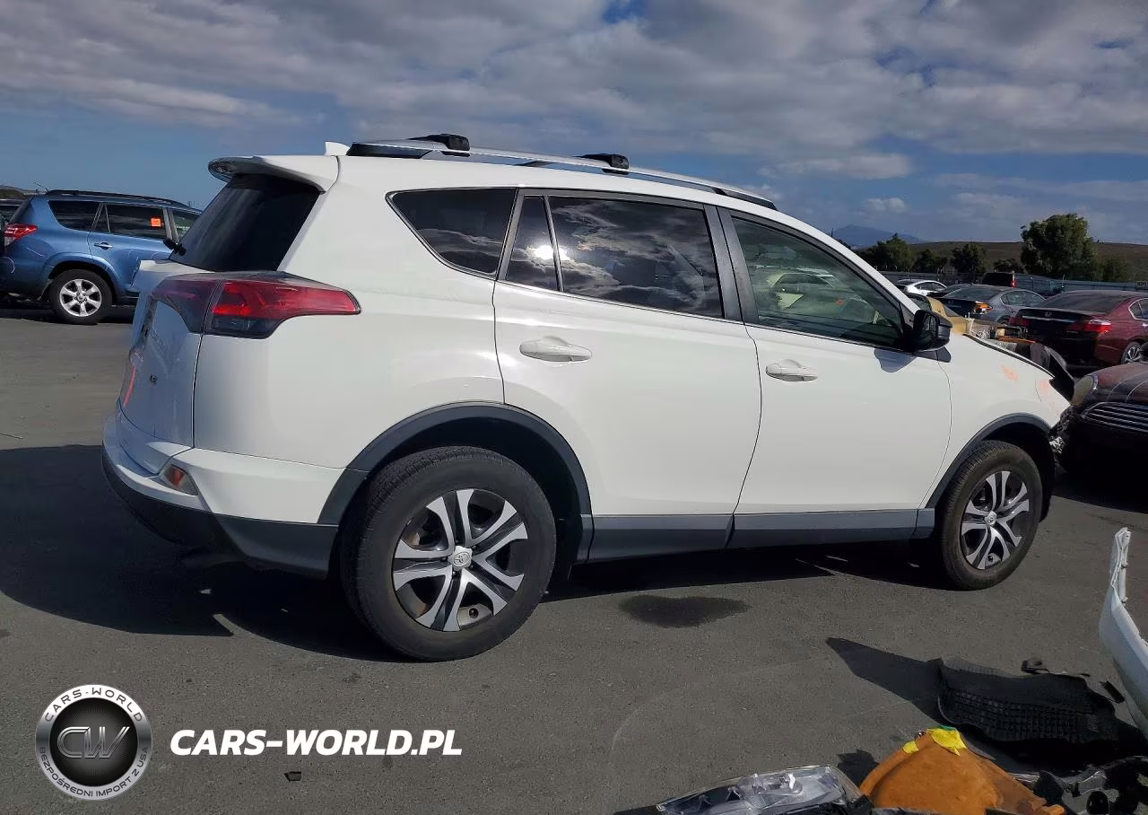 2016 Toyota Rav4 Le VIN:JTMZFREV3GJ091459 - 3