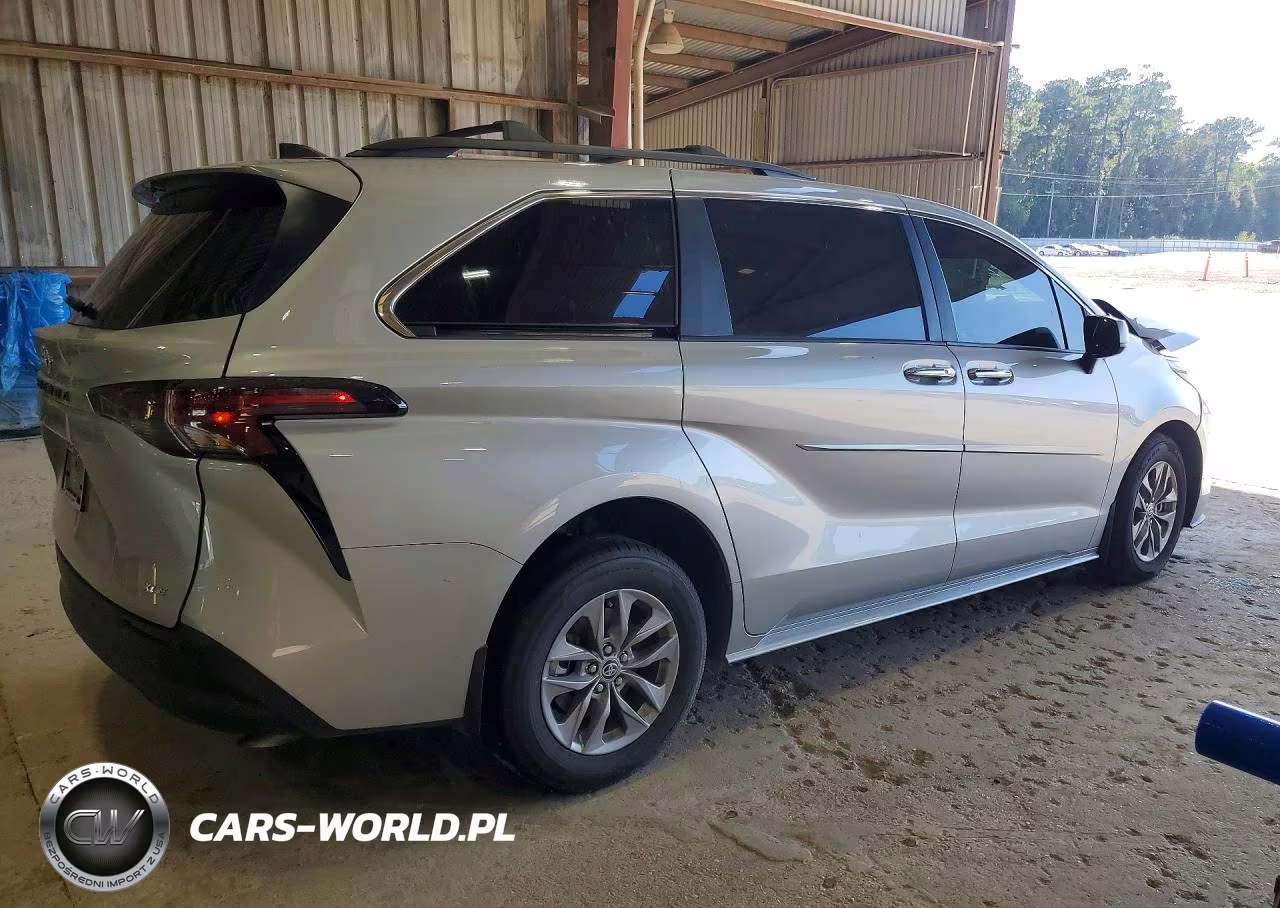 2025 Toyota Sienna Xle 8-Passenger VIN:5TDJRKEC8SS284566 - 3