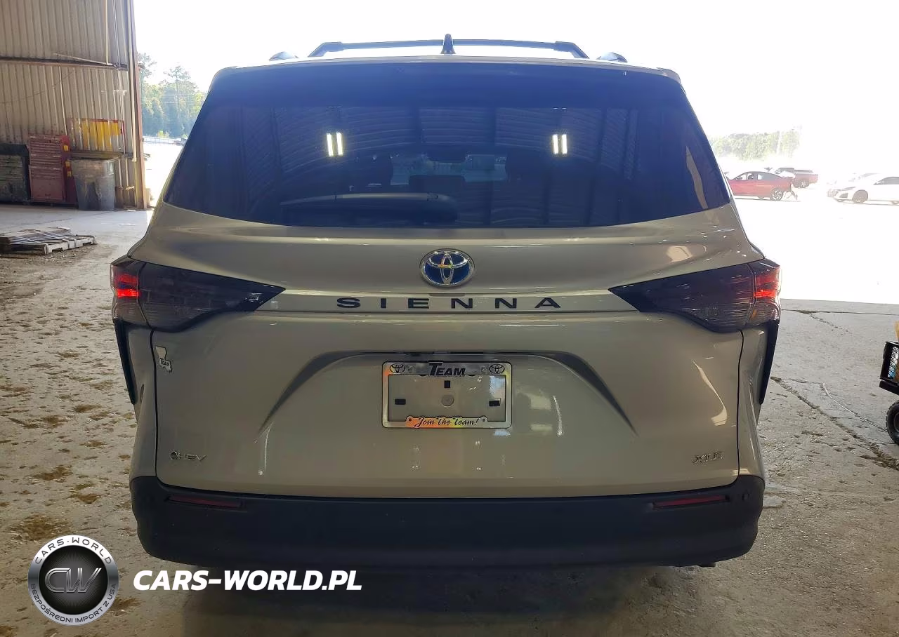 2025 Toyota Sienna Xle 8-Passenger VIN:5TDJRKEC8SS284566 - 6