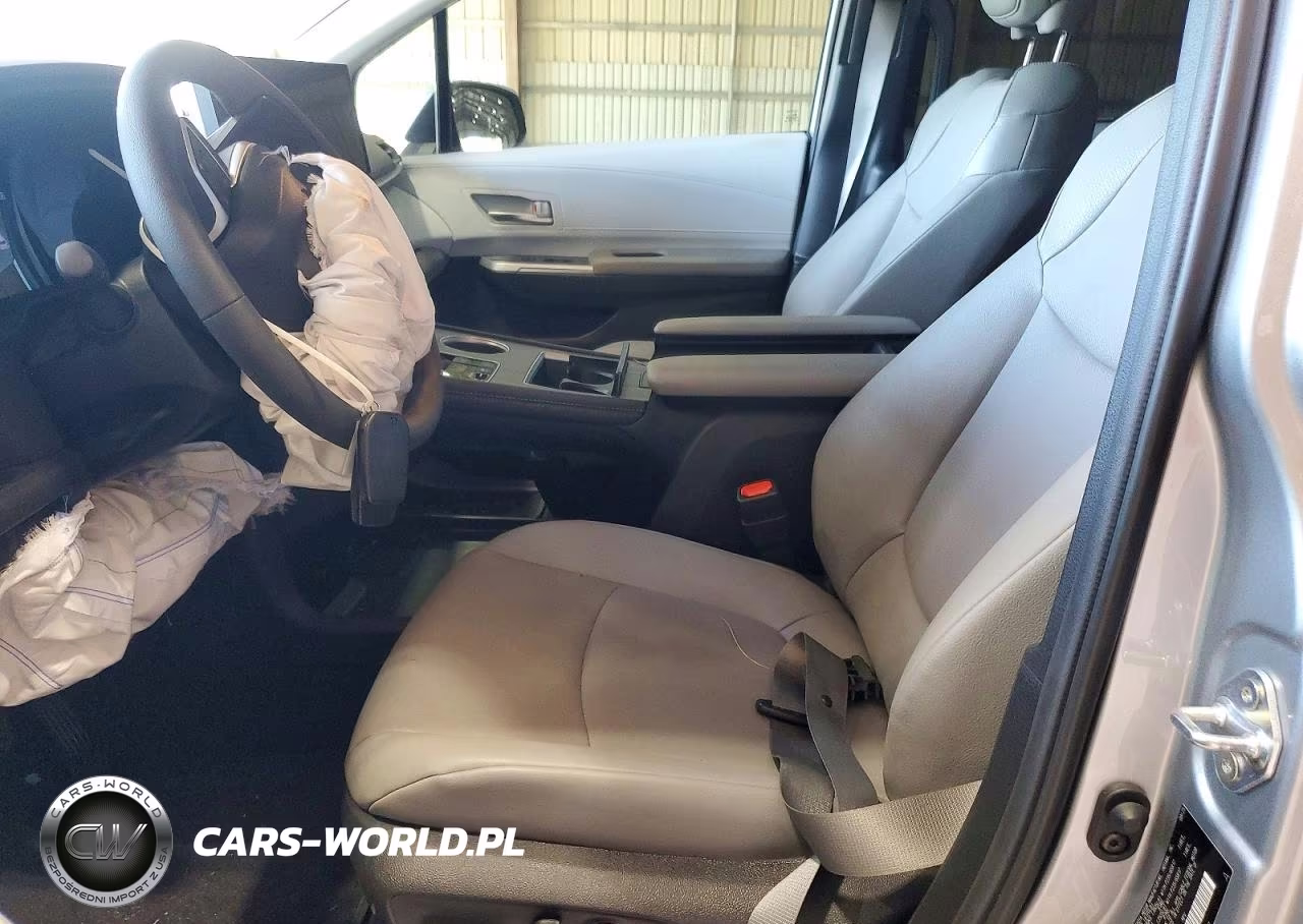 2025 Toyota Sienna Xle 8-Passenger VIN:5TDJRKEC8SS284566 - 7