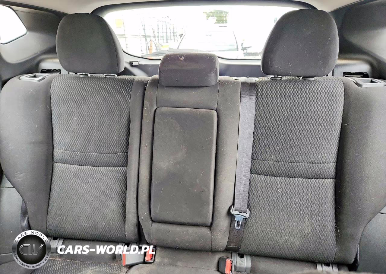 2018 Nissan Rogue Sport S VIN:JN1BJ1CR5JW258800 - 10