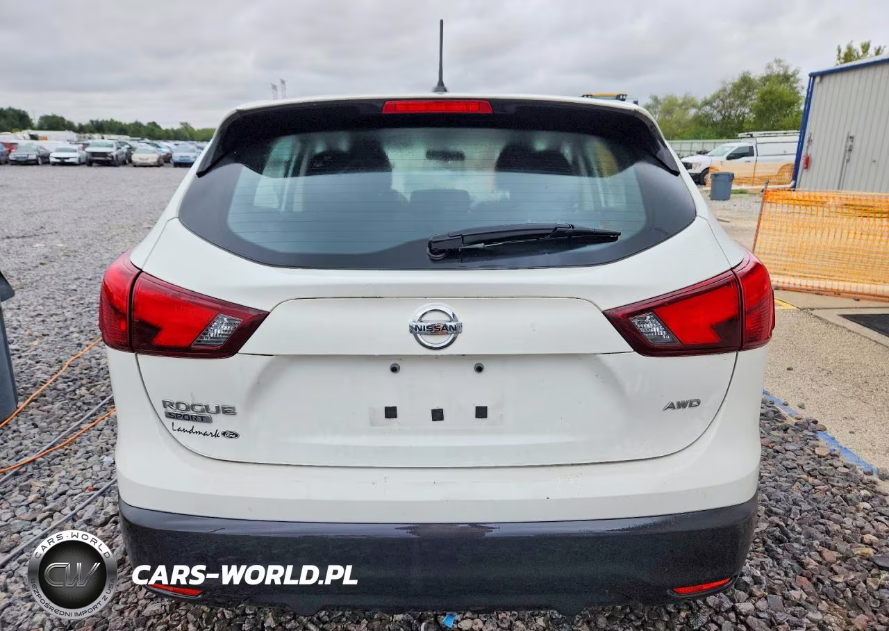 2018 Nissan Rogue Sport S VIN:JN1BJ1CR5JW258800 - 6