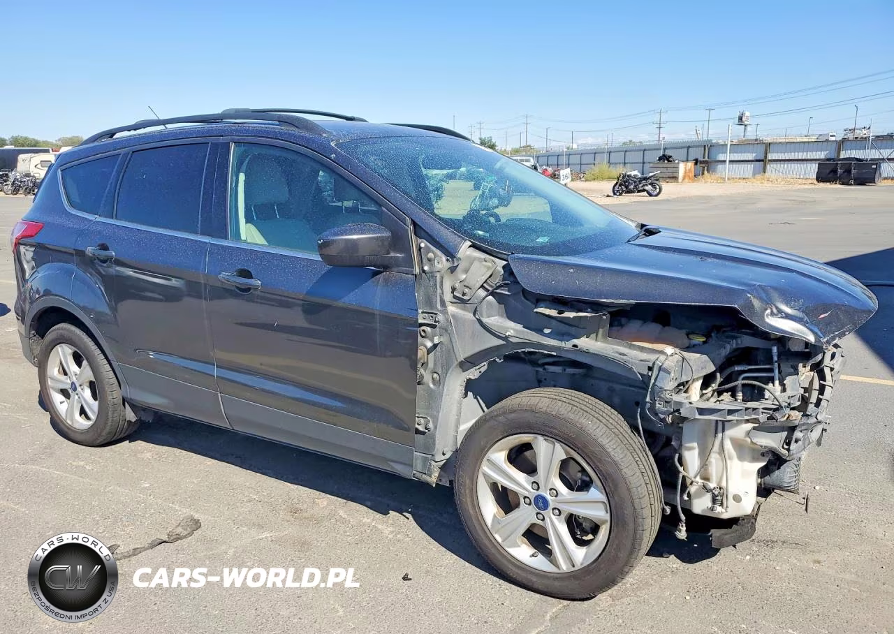 2015 Ford Escape Se VIN:1FMCU9G90FUA62604 - 4