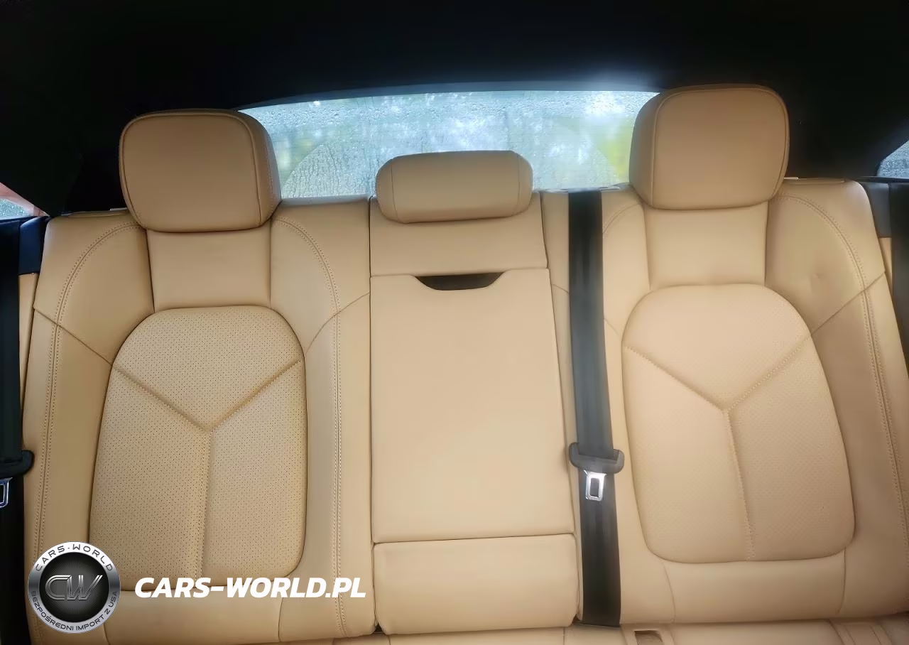 2018 Porsche Macan VIN:WP1AA2A59JLB20479 - 10