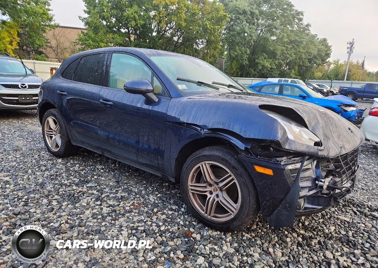 2018 Porsche Macan VIN:WP1AA2A59JLB20479 - 4