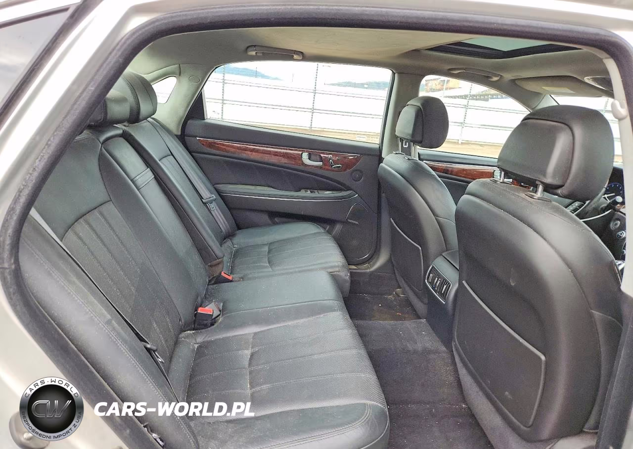 2013 Hyundai Equus Signature VIN:KMHGH4JH2DU072413 - 10