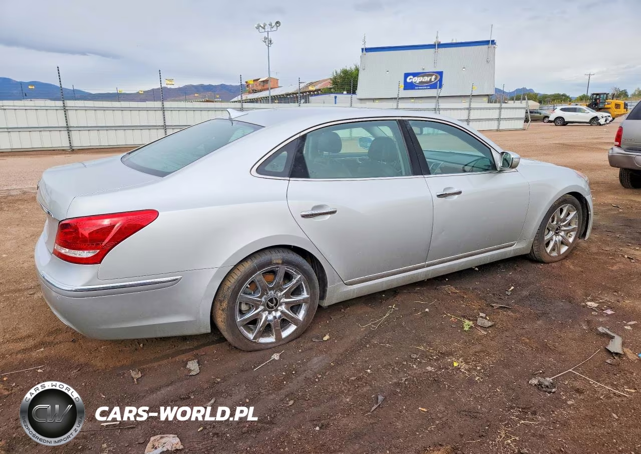 2013 Hyundai Equus Signature VIN:KMHGH4JH2DU072413 - 3