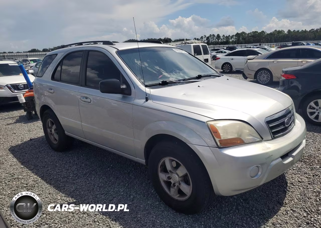 2008 Kia Sorento Base VIN:KNDJD735785844026 - 4