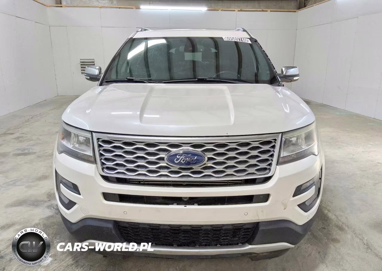 2017 Ford Explorer Platinum VIN:1FM5K8HT0HGC64301 - 5