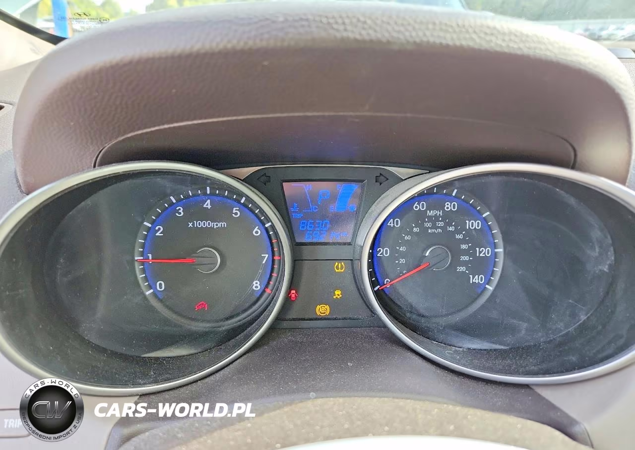 2010 Hyundai Tucson Limited VIN:KM8JU3AC7AU083533 - 9