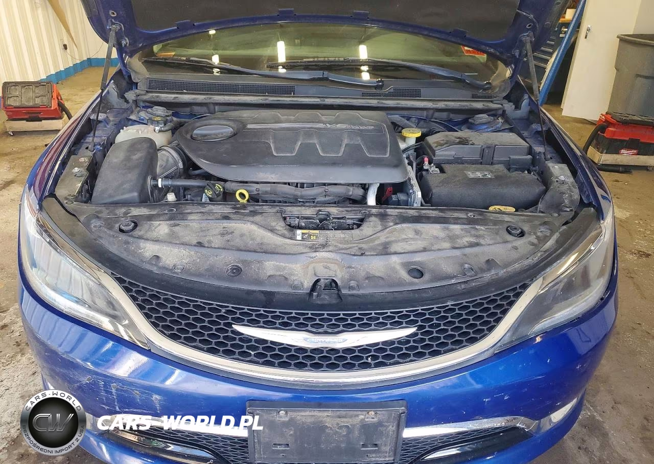 2015 Chrysler 200 C VIN:1C3CCCEGXFN610516 - 11