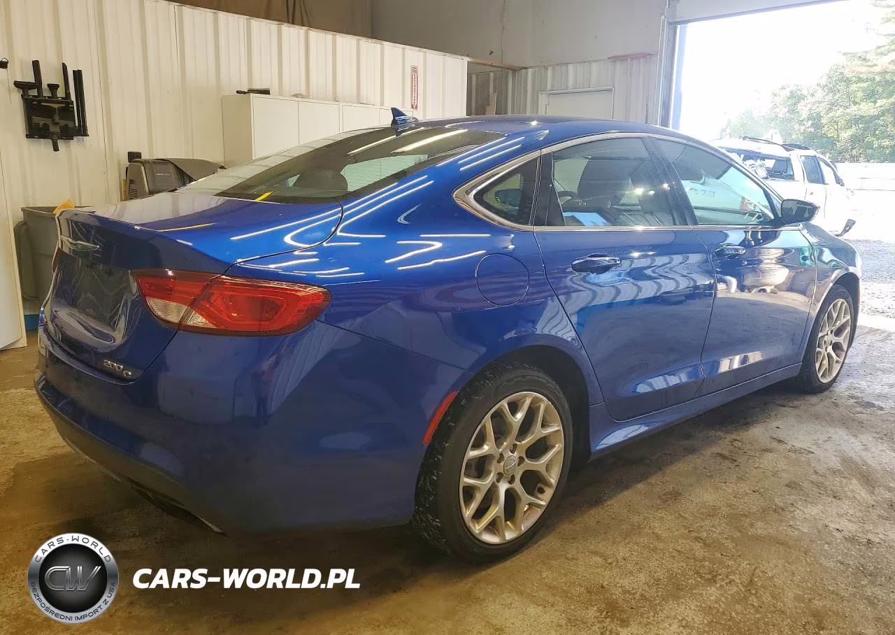 2015 Chrysler 200 C VIN:1C3CCCEGXFN610516 - 3