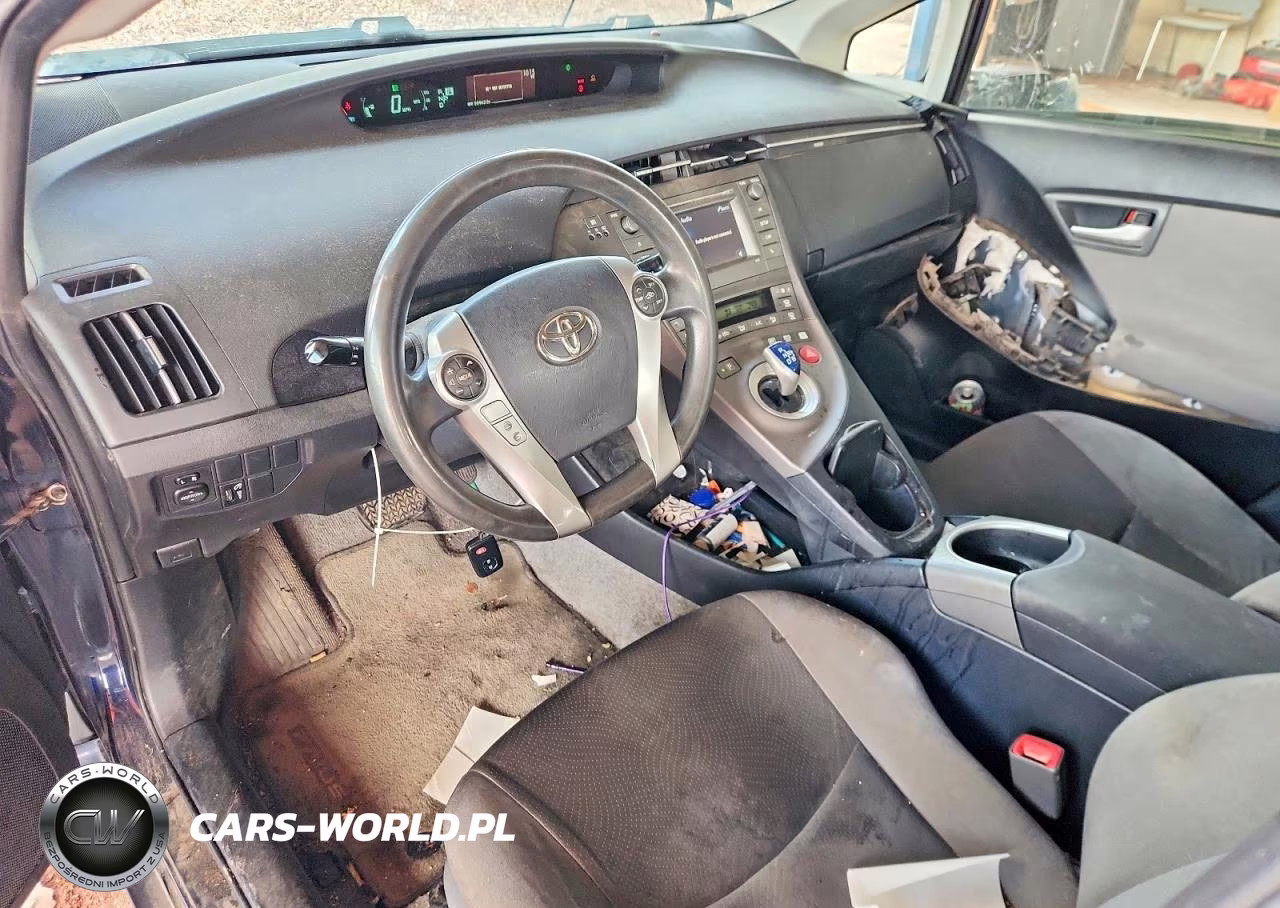 2012 Toyota Prius Two VIN:JTDKN3DU7C1541067 - 8