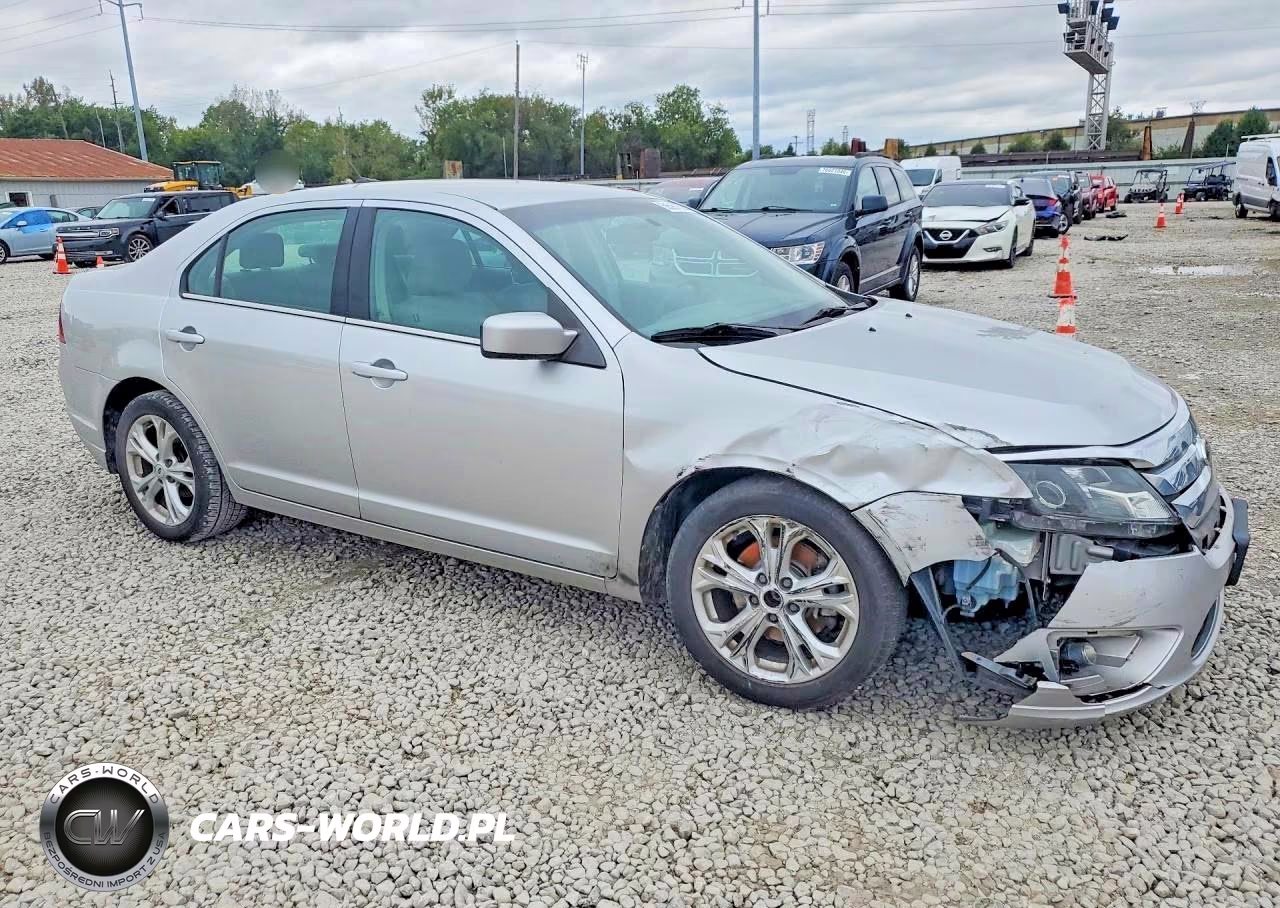 2012 Ford Fusion Se VIN:3FAHP0HA6CR441587 - 4