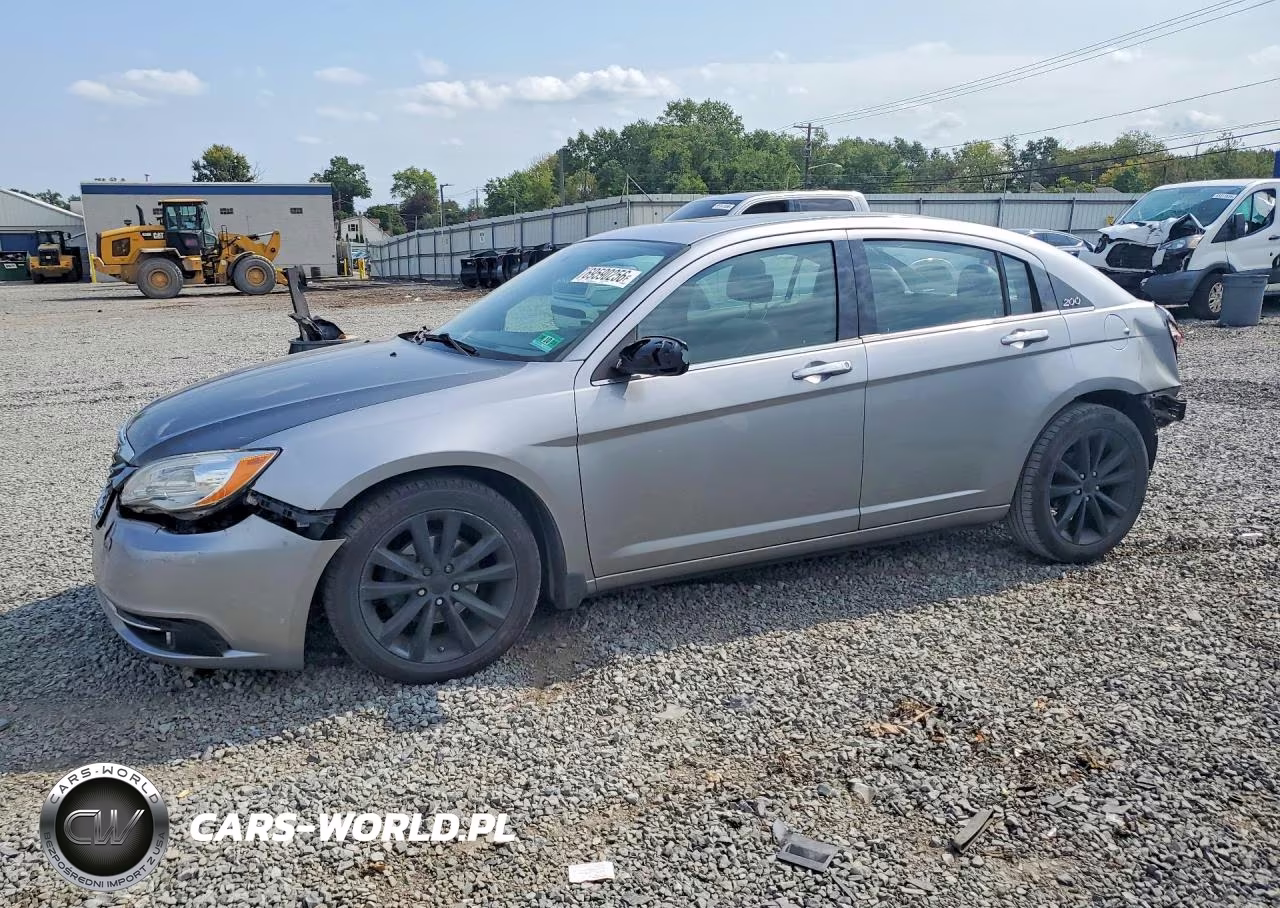 2014 Chrysler 200 Limited