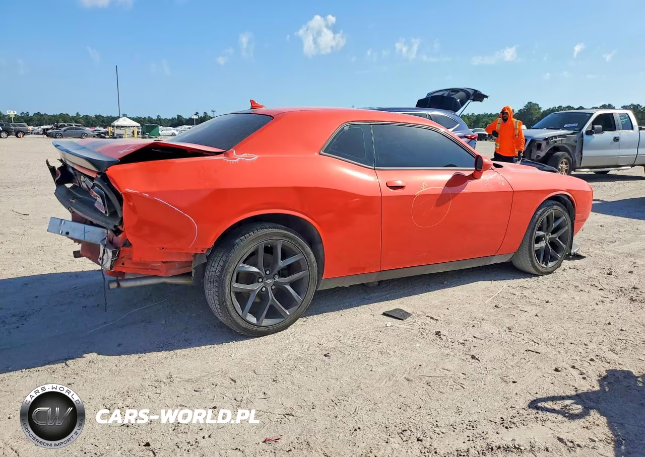 2022 Dodge Challenger Sxt VIN:2C3CDZAG0NH156595 - 3