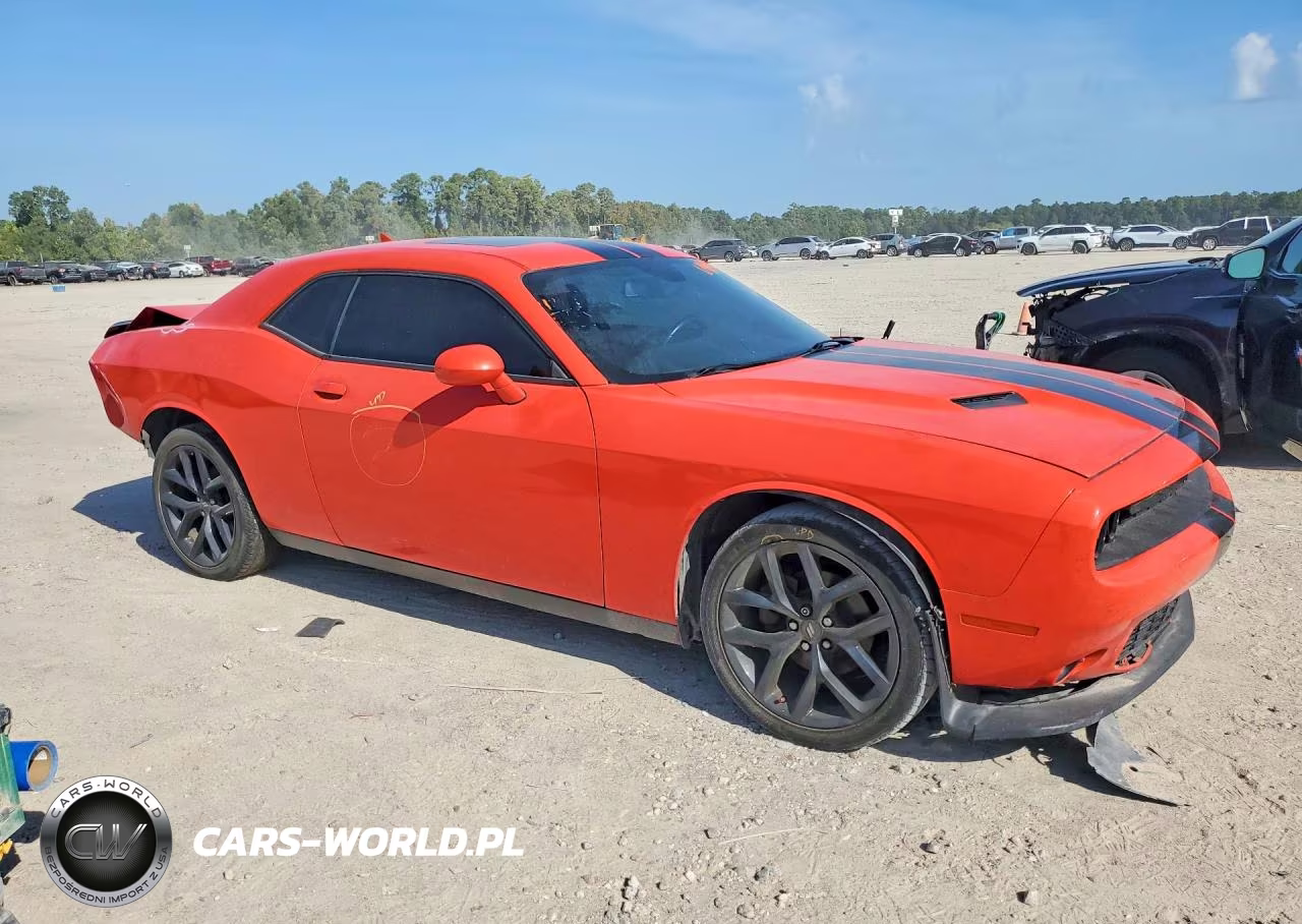 2022 Dodge Challenger Sxt VIN:2C3CDZAG0NH156595 - 4