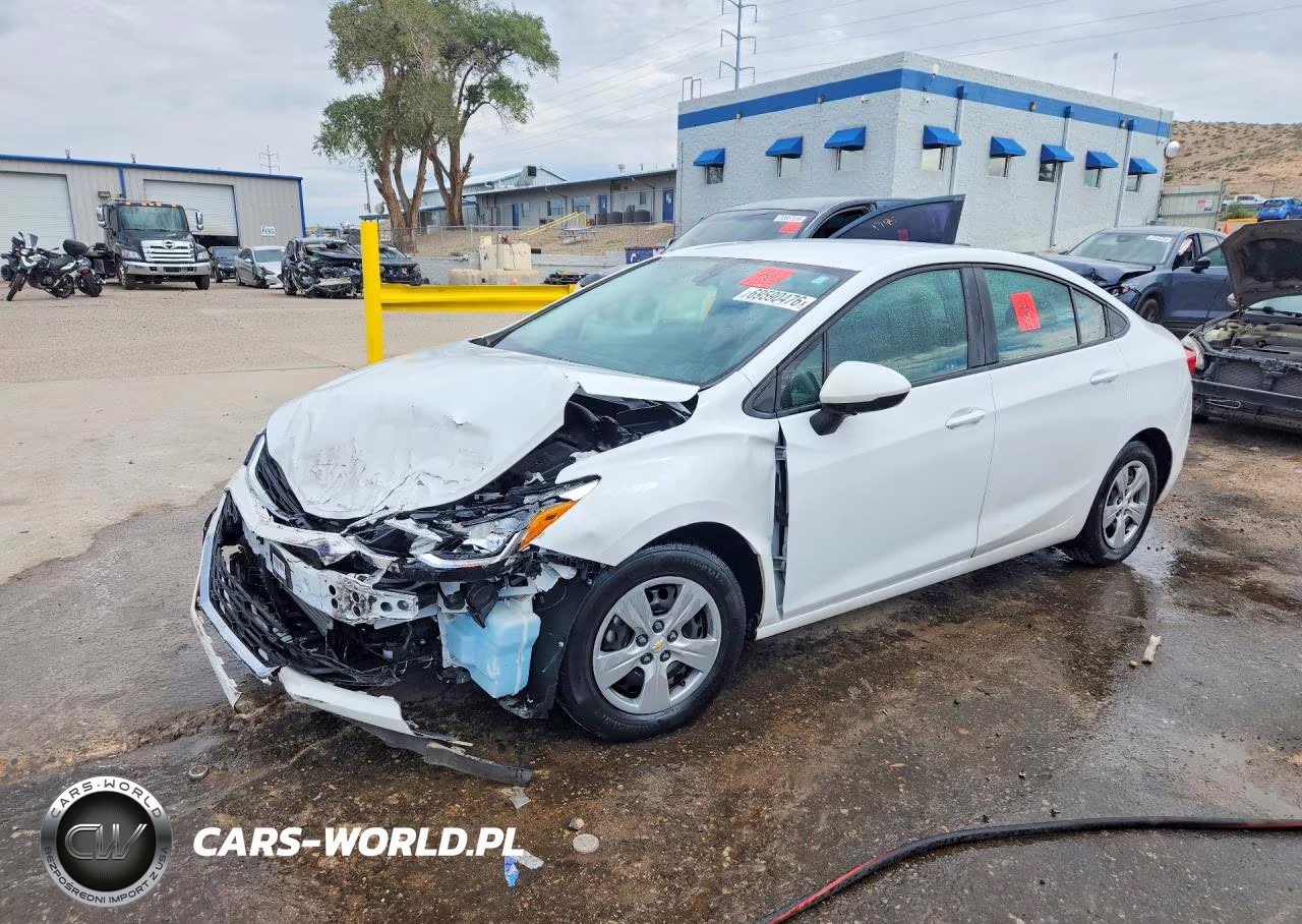 2018 Chevrolet Cruze Ls VIN:1G1BC5SM2J7143045 - 1