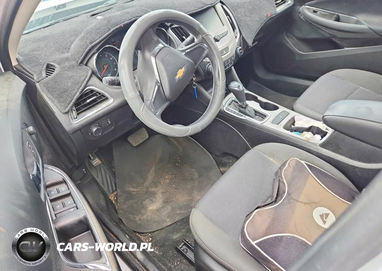 2018 Chevrolet Cruze Ls VIN:1G1BC5SM2J7143045 - 8