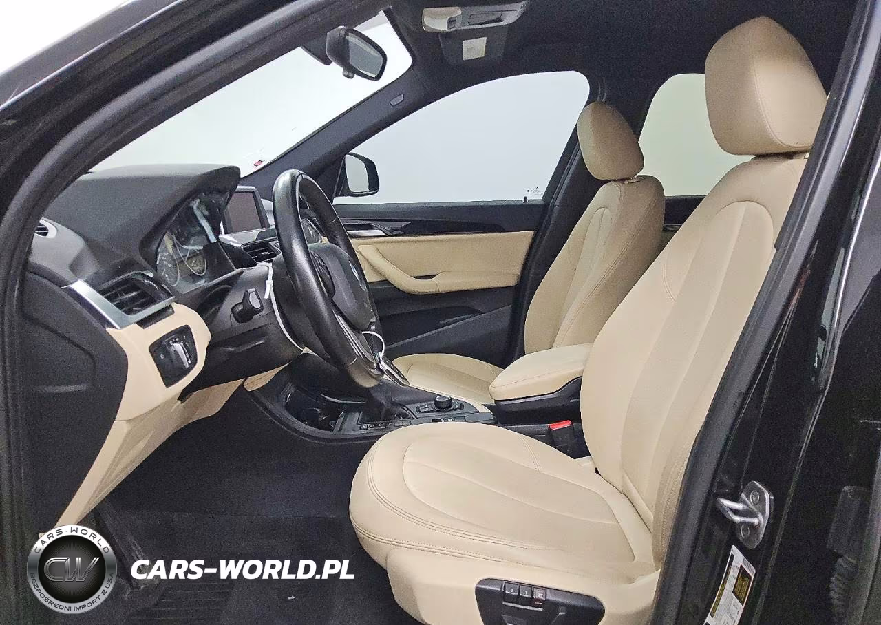 2018 BMW X1 Sdrive28I VIN:WBXHU7C3XJ5H45158 - 7