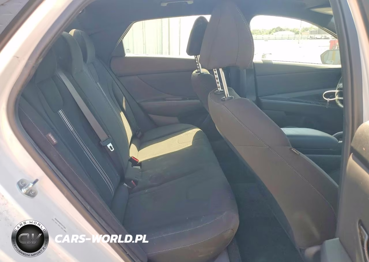 2025 Hyundai Elantra Sel Sport VIN:KMHLM4DG9SU009982 - 10