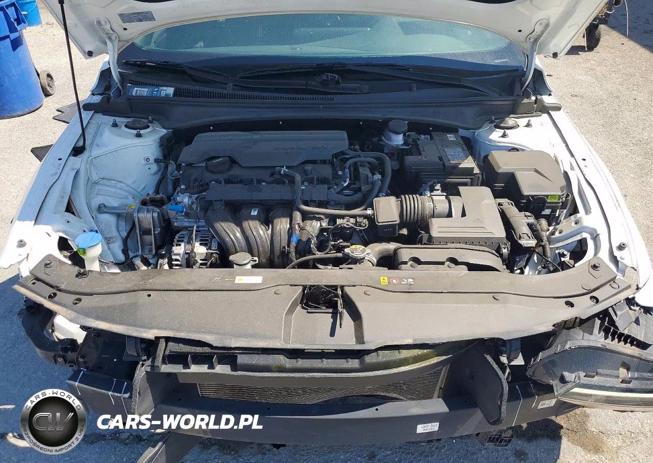 2025 Hyundai Elantra Sel Sport VIN:KMHLM4DG9SU009982 - 11