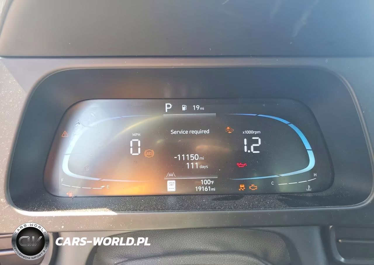 2025 Hyundai Elantra Sel Sport VIN:KMHLM4DG9SU009982 - 9