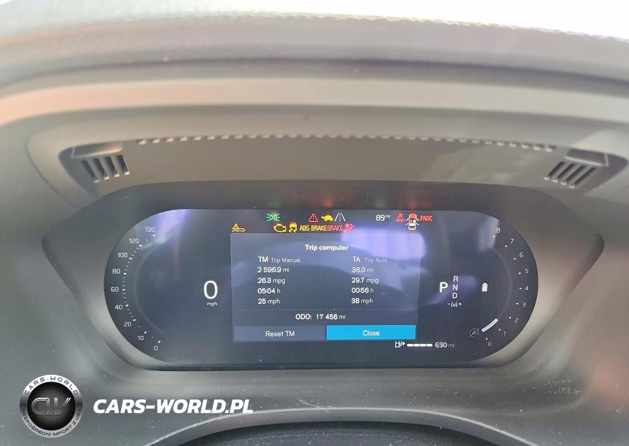2025 Volvo Xc60 Plus VIN:YV4M12RC3S1183010 - 9