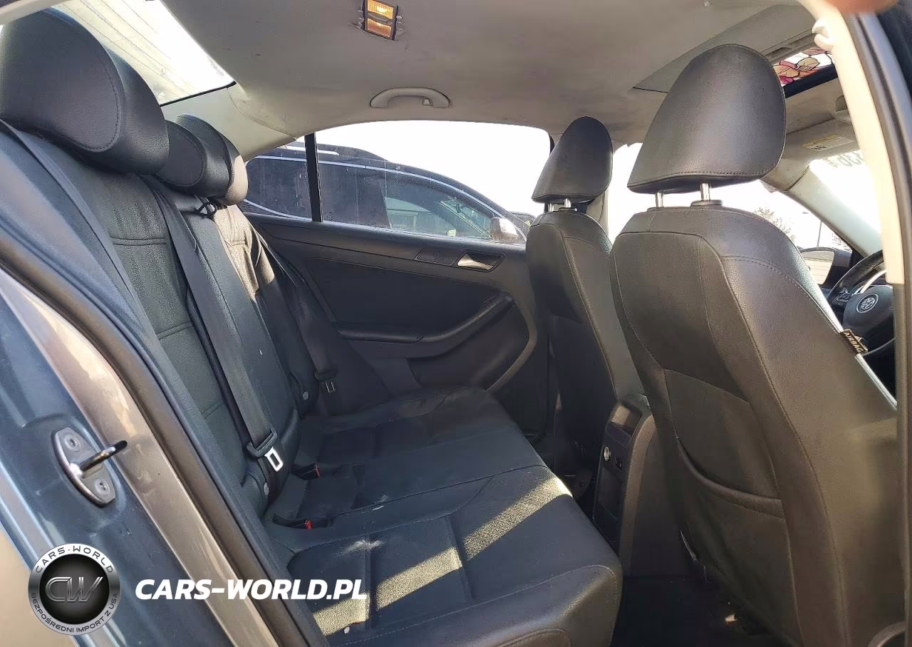 2012 Volkswagen Jetta Se VIN:3VWDP7AJXCM300155 - 10
