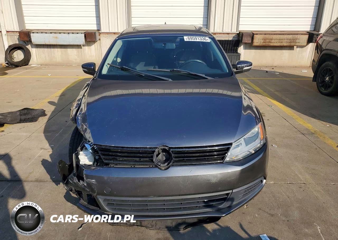 2012 Volkswagen Jetta Se VIN:3VWDP7AJXCM300155 - 5