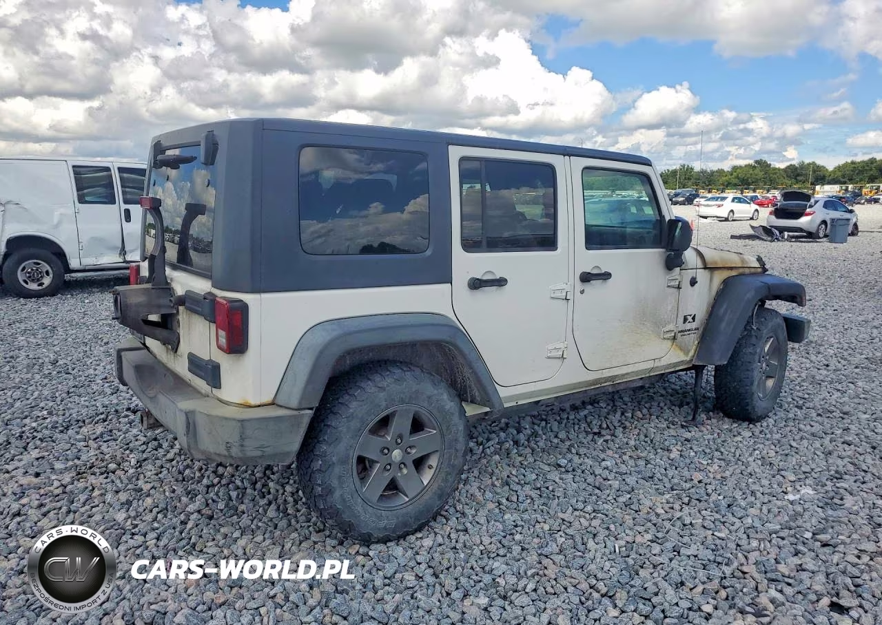 2007 Jeep Wrangler X VIN:1J4GA39147L149992 - 3