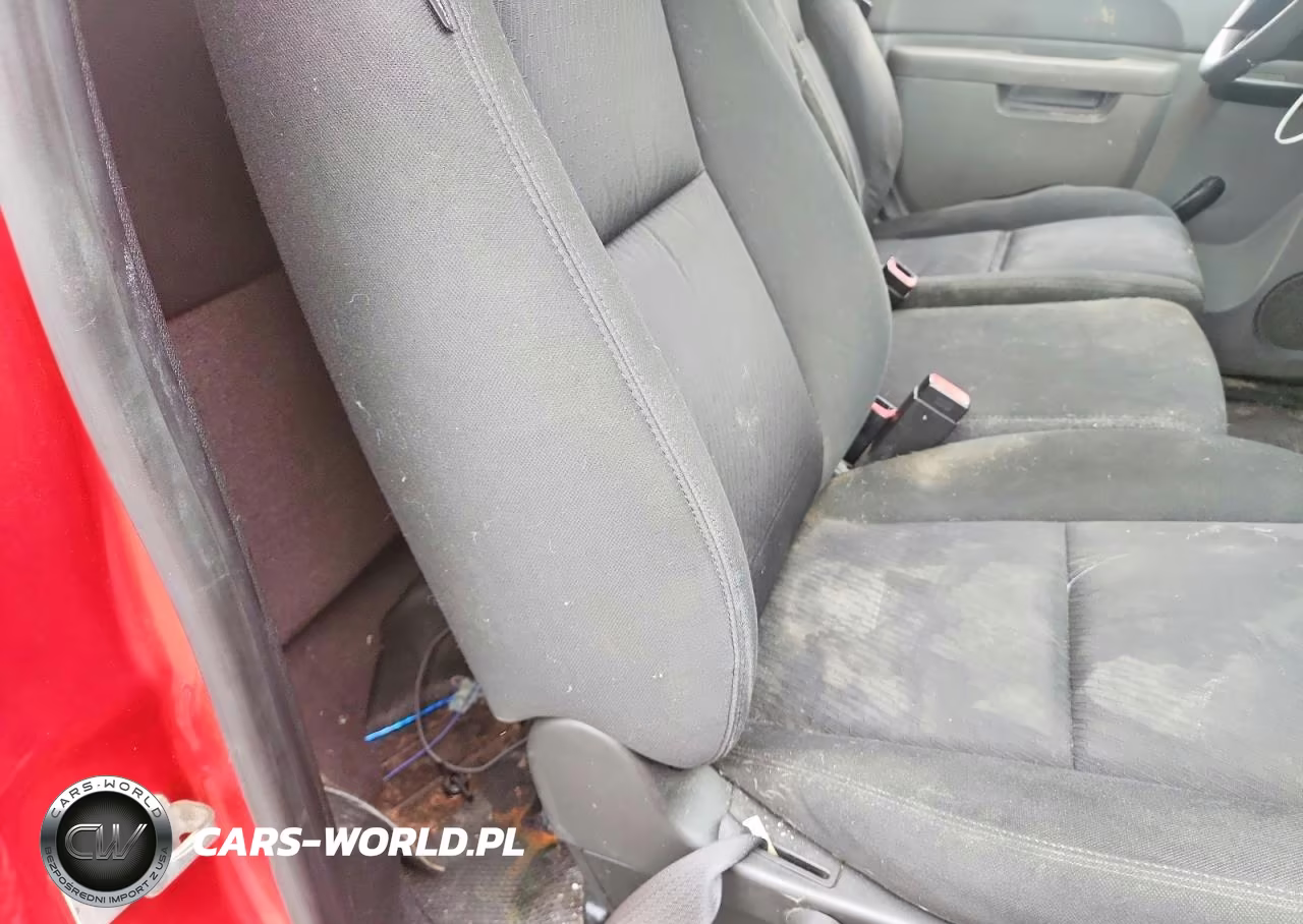 2010 Chevrolet Silverado C1500 VIN:1GCPCPEX5AZ279172 - 10