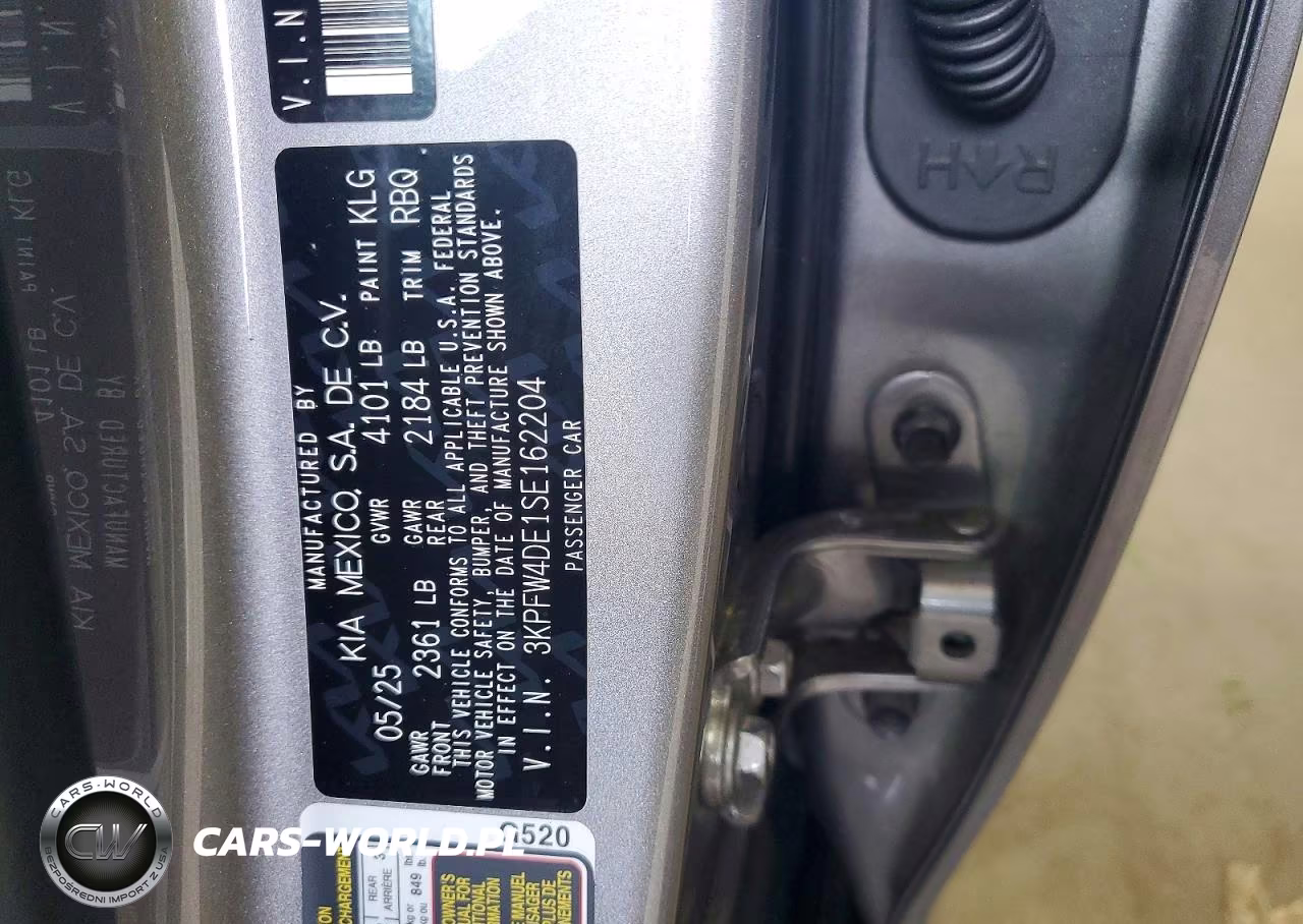 2025 Kia K4 Gt Line VIN:3KPFW4DE1SE162204 - 12